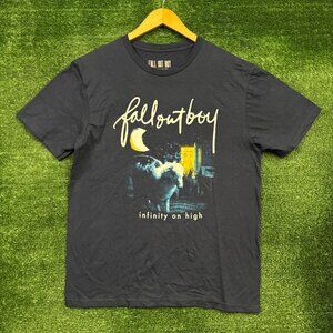 Fall Out Boy Infinity on High Rock Band T-Shirt Size Medium